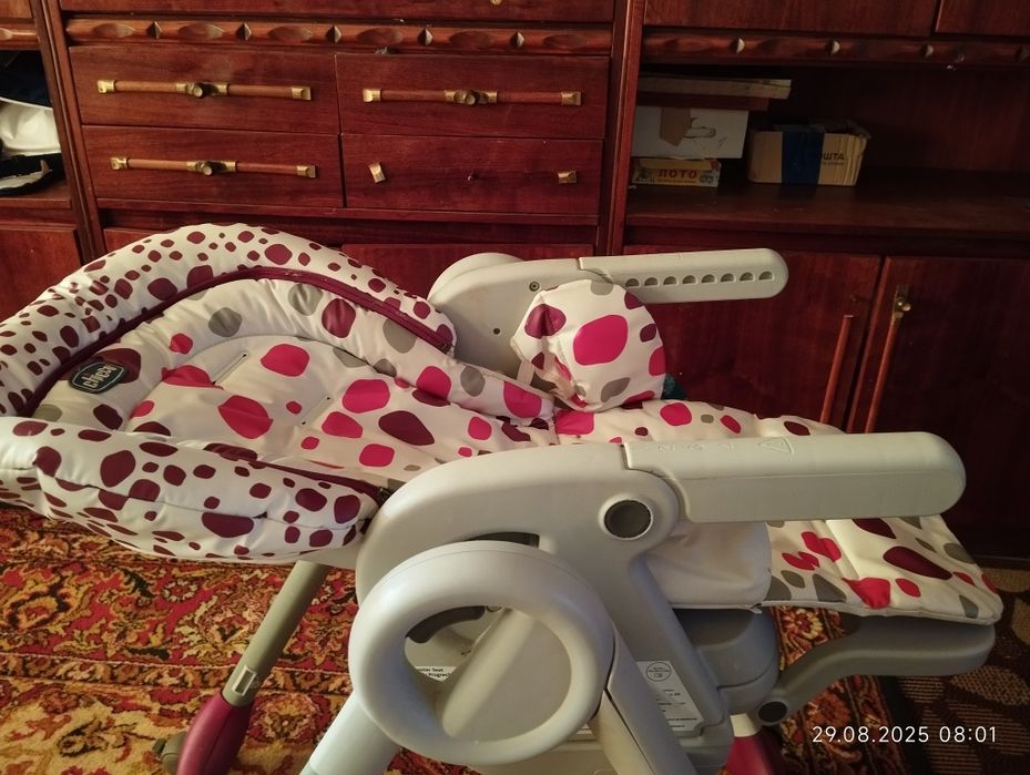 Стільчик для годування чіко