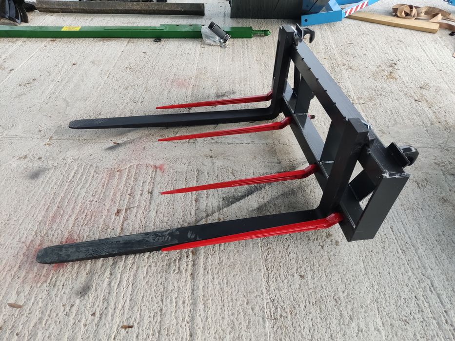 paleciak z 4 tulejami o udźwigu 3 tony- metaltechnik różne mocowania