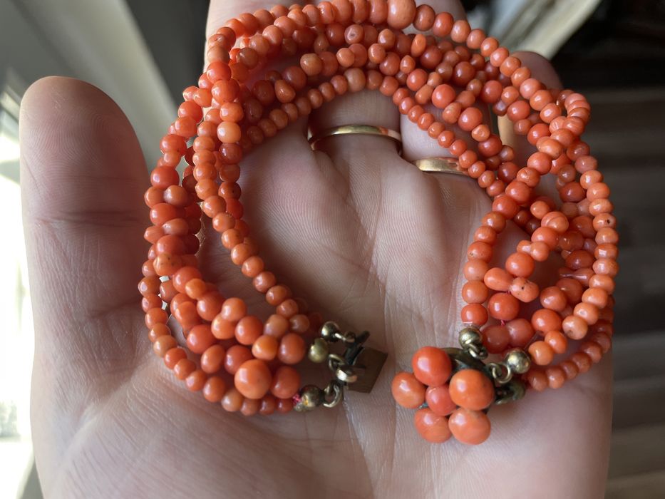Stara bransoletka z korala szlachetnego z pięknym zapięciem