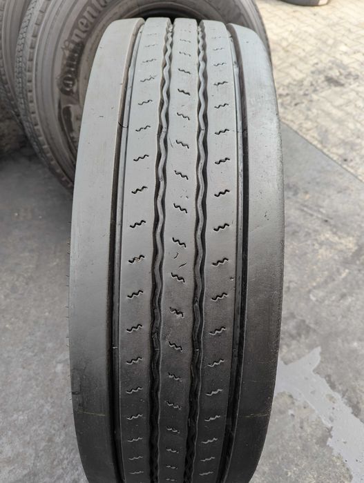 315/80R22.5 Uniroyal FH 40 przód