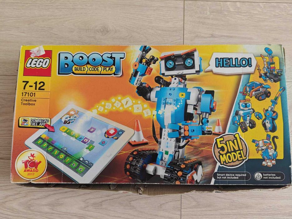 Конструктор "Lego Boost" 5в1 17101 робот Верні