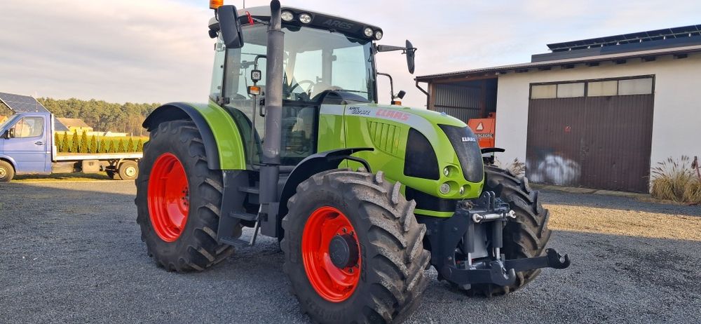 Claas ares 697 atz
