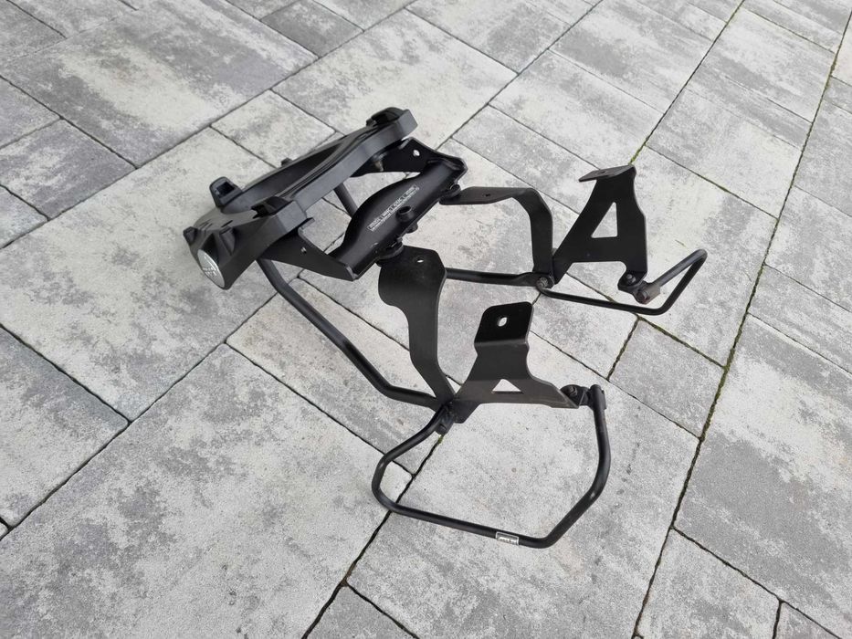 Stelaż kufer sakwy givi kappa Suzuki GSR 600 mocowanie 2006- 2011