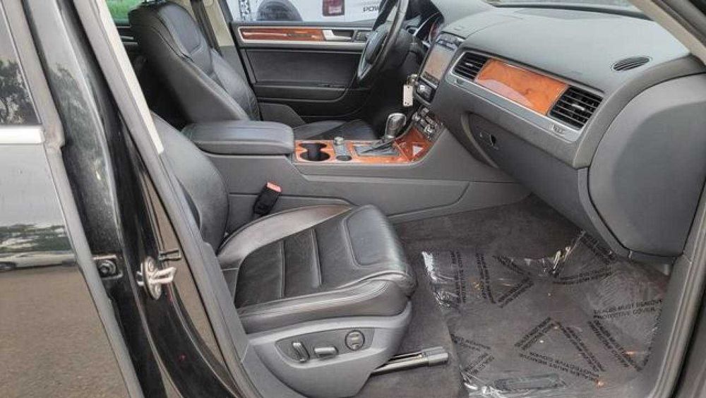 2011 Volkswagen Touareg 3.0 TDI Дизель