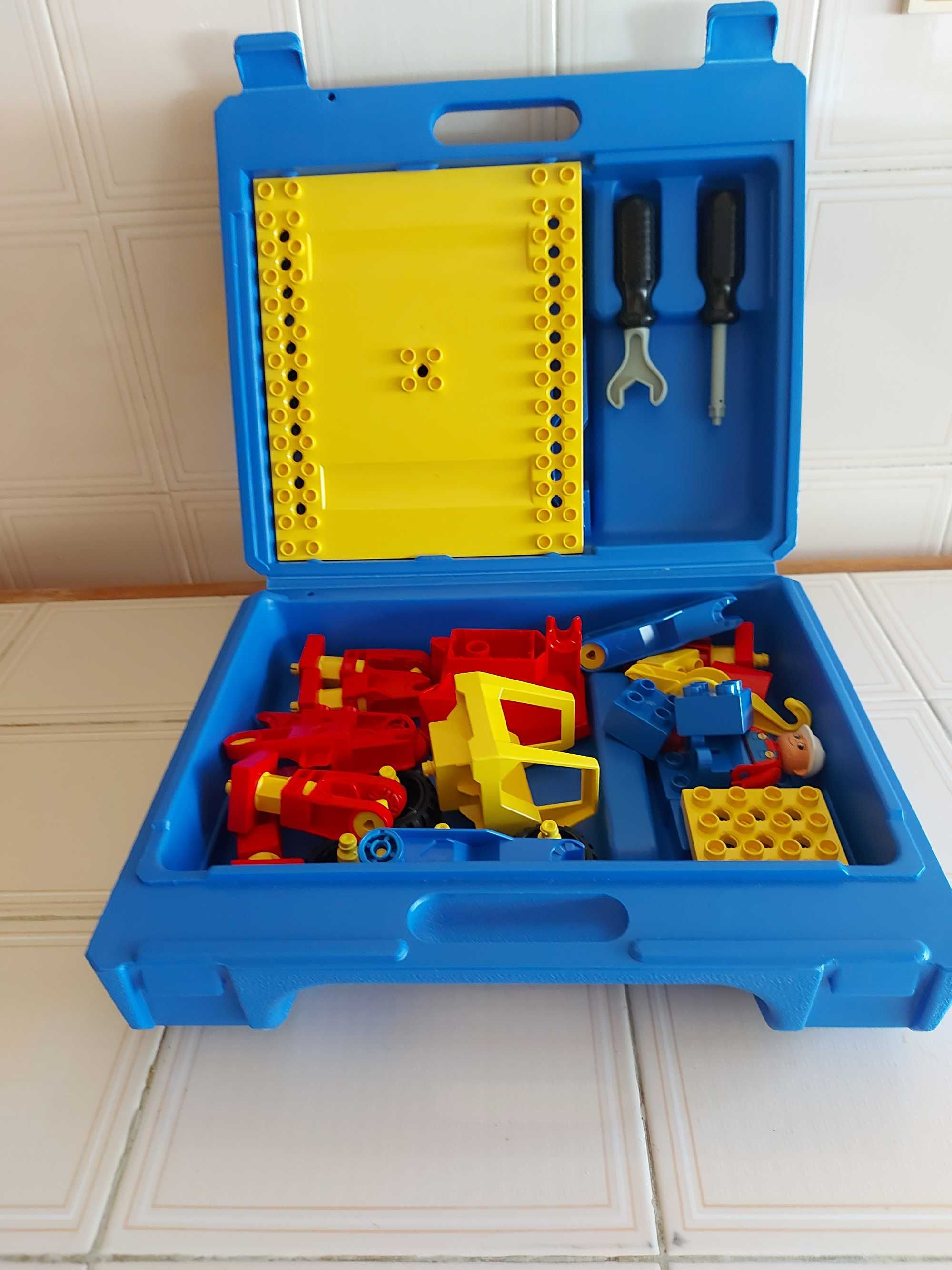Caixa de Lego Duplo Tools Aguas Livres OLX.pt