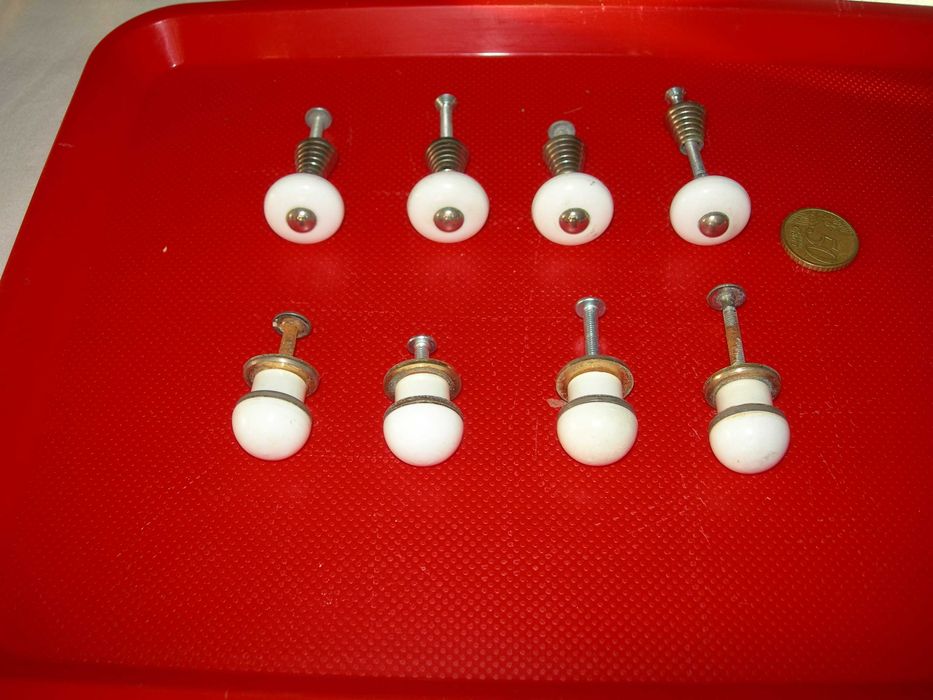 Puxadores de moveis.