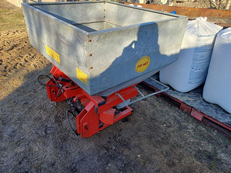 Sprzedam rozsiewacz Motyl