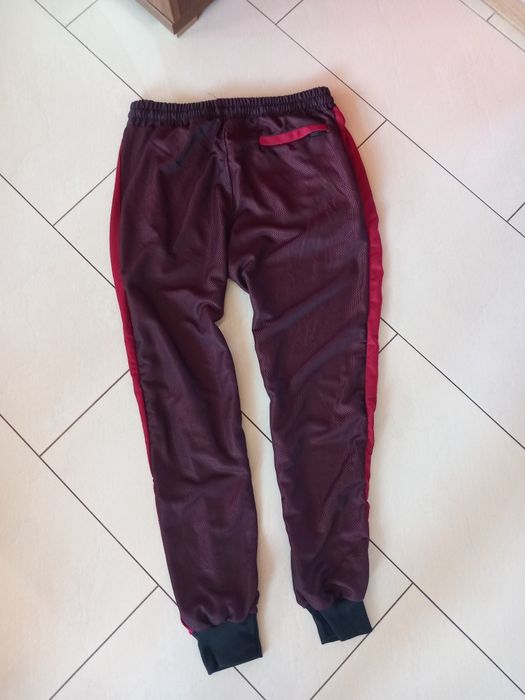 Nike spodnie dresowe M
