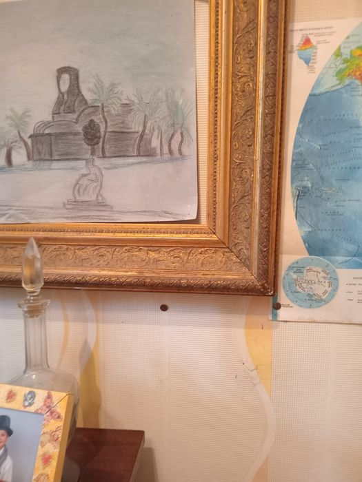 Старинная деревянная рама. Нуждается в небольшой рестоврации.