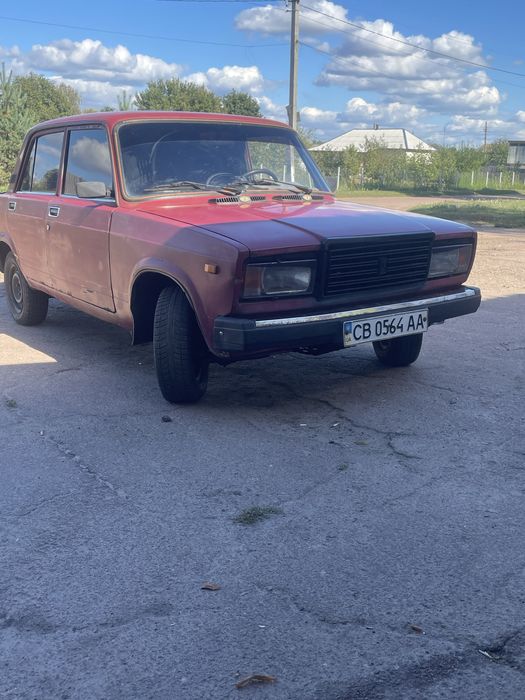 Продам срочно машину