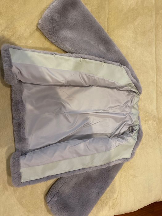 Casaco de pêlo de cor cinzento, de senhora tamanho S. Novo