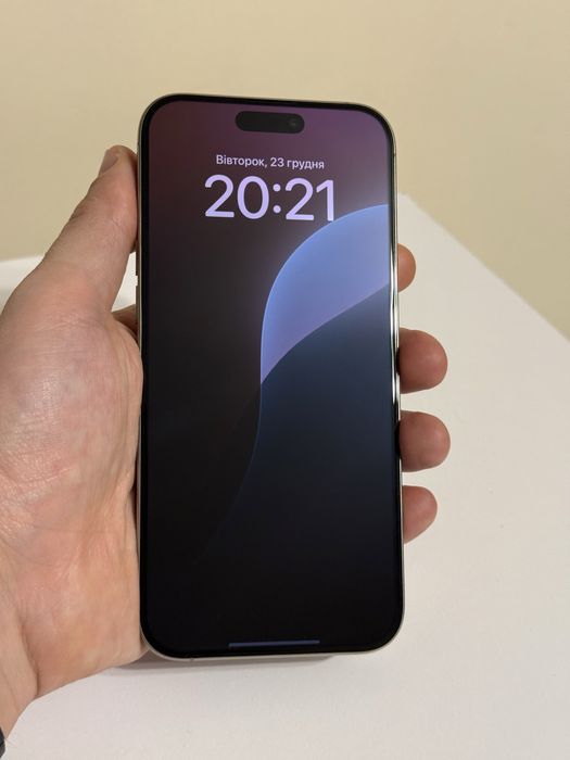 iPhone 16 Pro Max 1TB e-sim Natural Titanium, ідеальний стан, гарантія