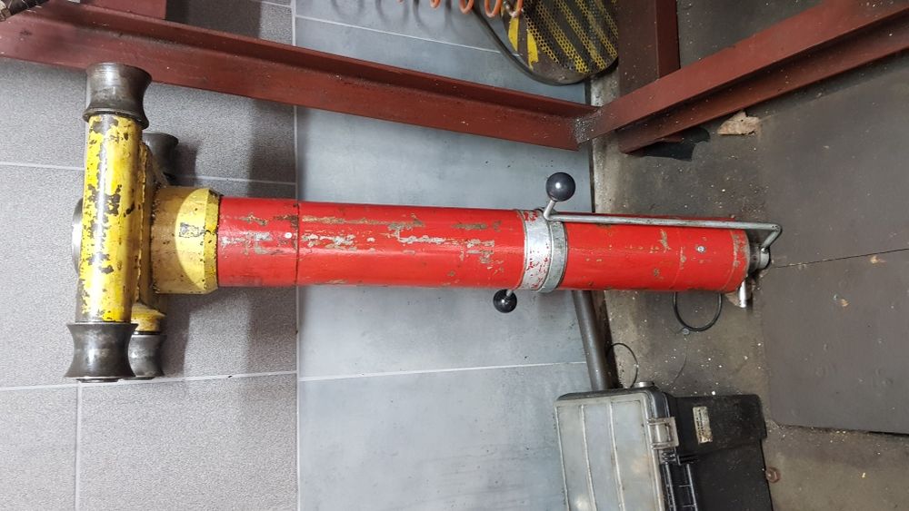 Podnosniki kanałowe produkcji IŁAWA