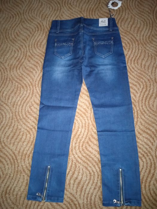 Джинси жіночі джинси