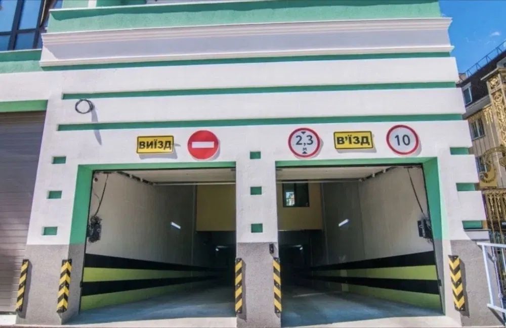 Оренда Паркінг паркомісце версаль парк паркинг