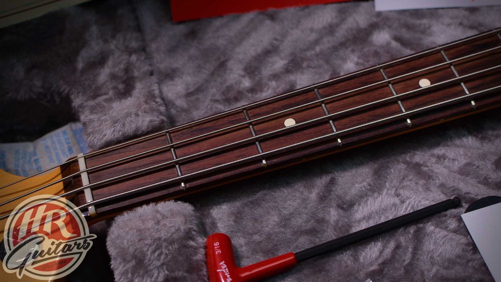 FENDER AMERICAN Professional II Precision Bass, Dark Night, USA