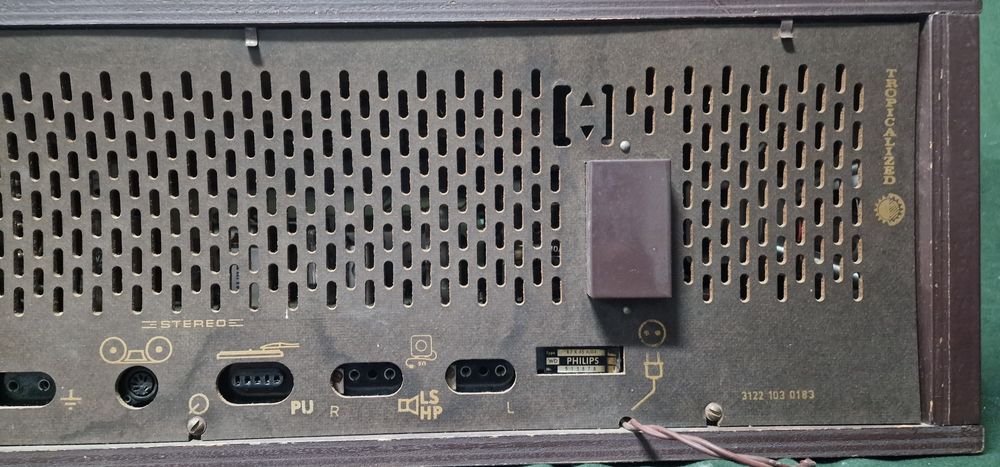 Philips Tropicalized Rádio Stereo a Válvulas Vintage