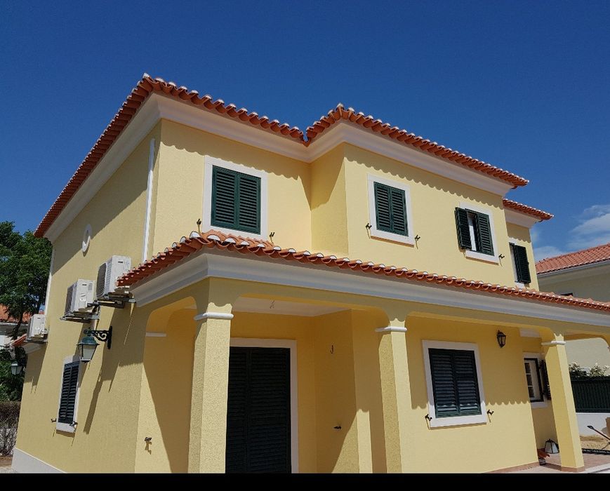 Pinturas de interior e exterior e emassamento de pladur