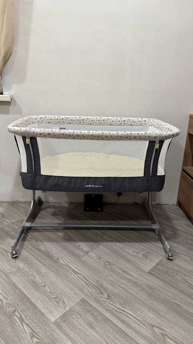 дитяче приставне ліжко для немовлят