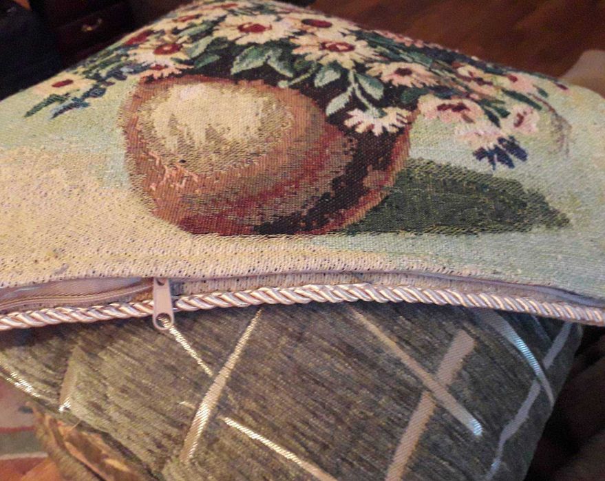 Новые диванные подушки + наволочки гобелен двусторонние