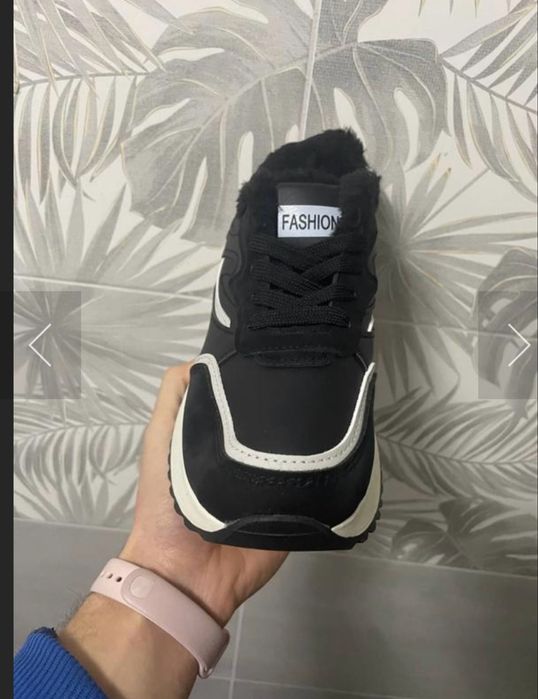 Розпродаж жіночих зимових кросівок – краща ціна! ідеальні для зими