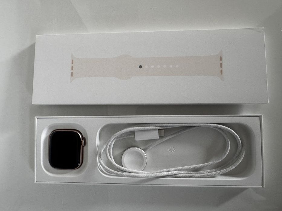 Apple watch series 10 42mm różowe złoto jak nowy