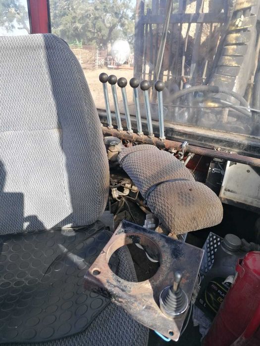 Máquina florestal Valmet 832