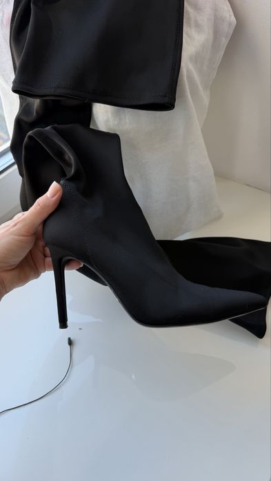 Високі ботфорди від Zara