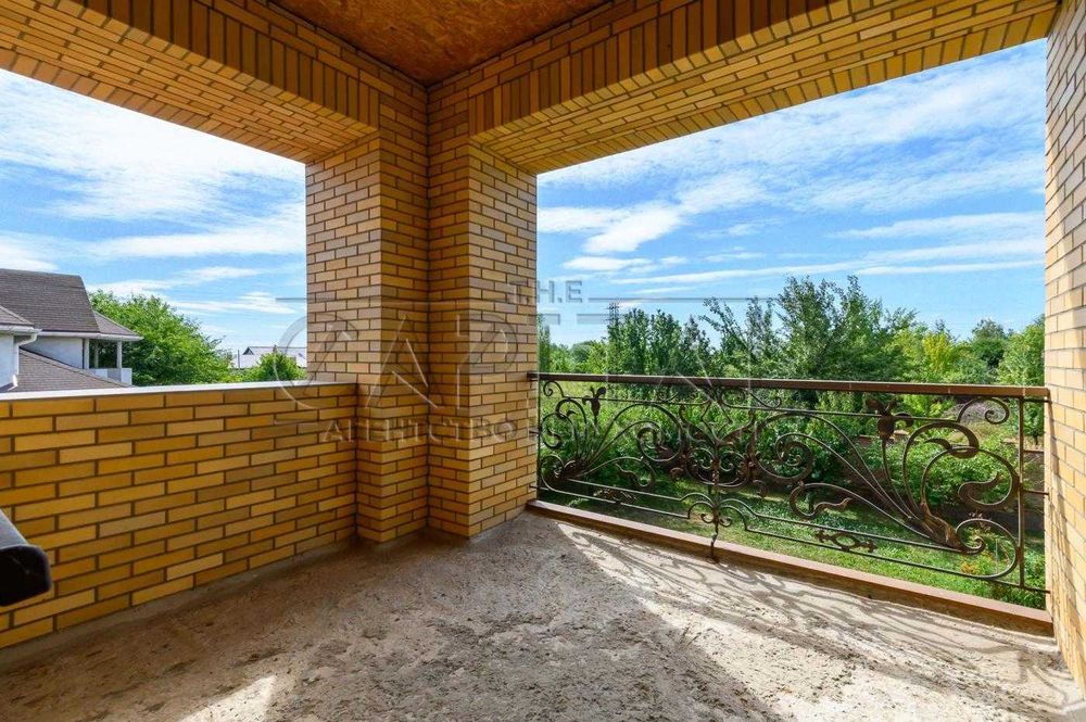 Продаж ексклюзивного будинку у с. Гореничі | 14 км від метро «Житомирська»