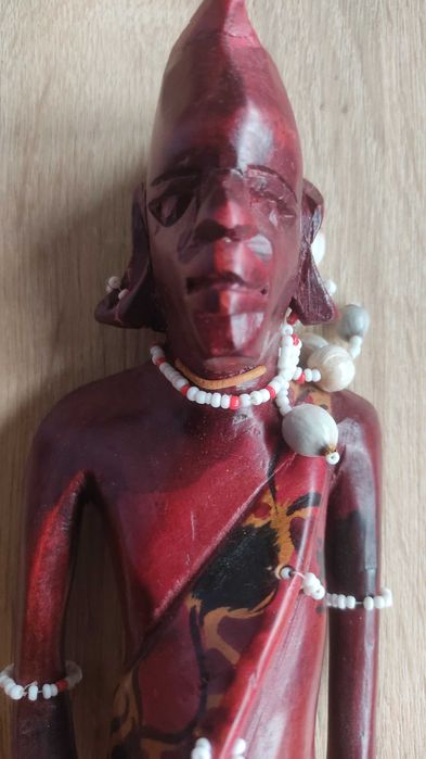 Estatuetas africanas [decoração]