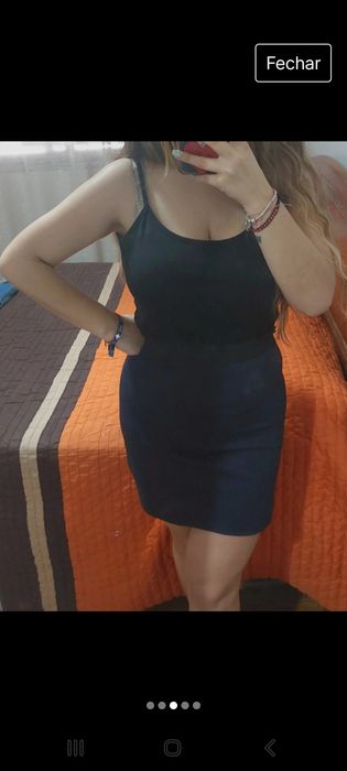 Saia azul escura curta tamanho S