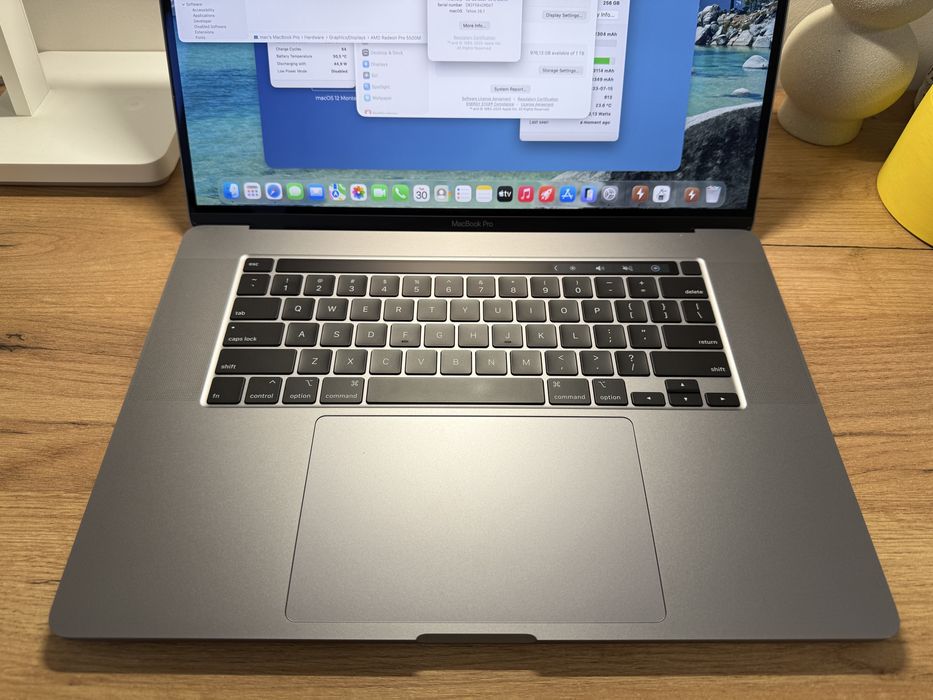 MacBook Pro 16 2019 i9 32Gb 1Tb Radeon 8GB 89%: 30 000 грн
