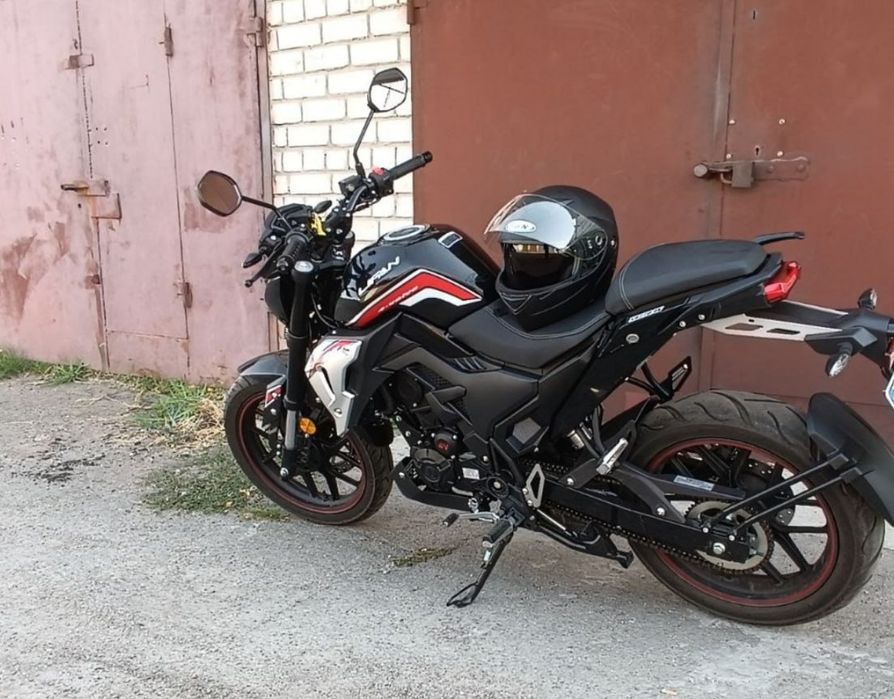 Мотоцикл LIFAN SR220-4V
