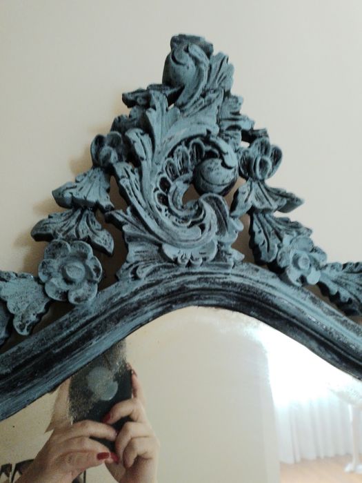 Espelho antigo, pintado