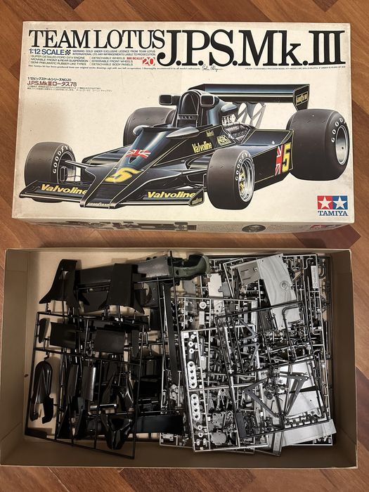 Vendo Kit Tamiya escala 1:12 LOTUS J.P.S