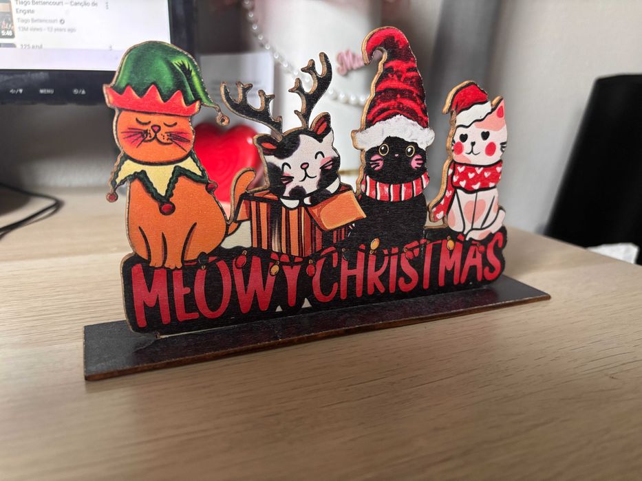 Decoração de Natal – Gatinhos Festivos “Meowy Christmas”