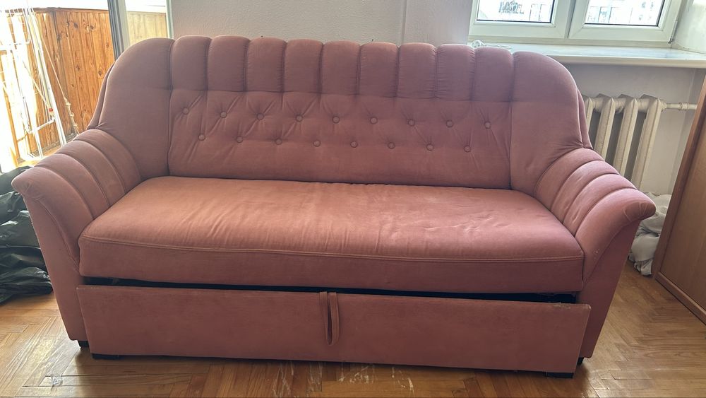 Отдам диван с самовывозом