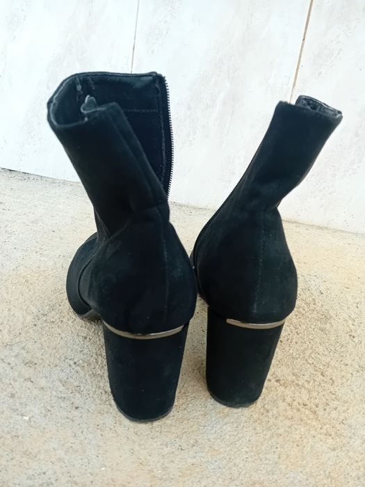 Botas camurça Pretas