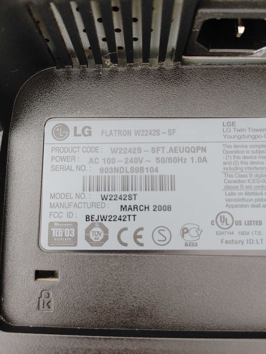Monitor LCD LG W2242S Flatron