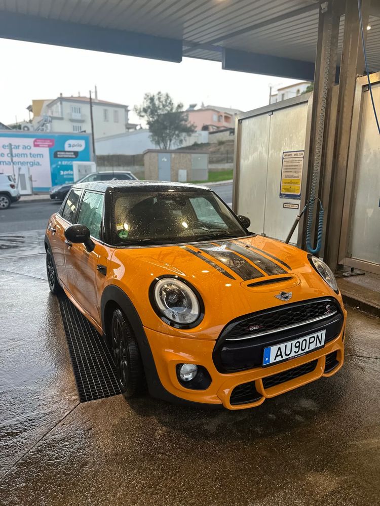 MINI 5 Portas Cooper S Auto Desportiva