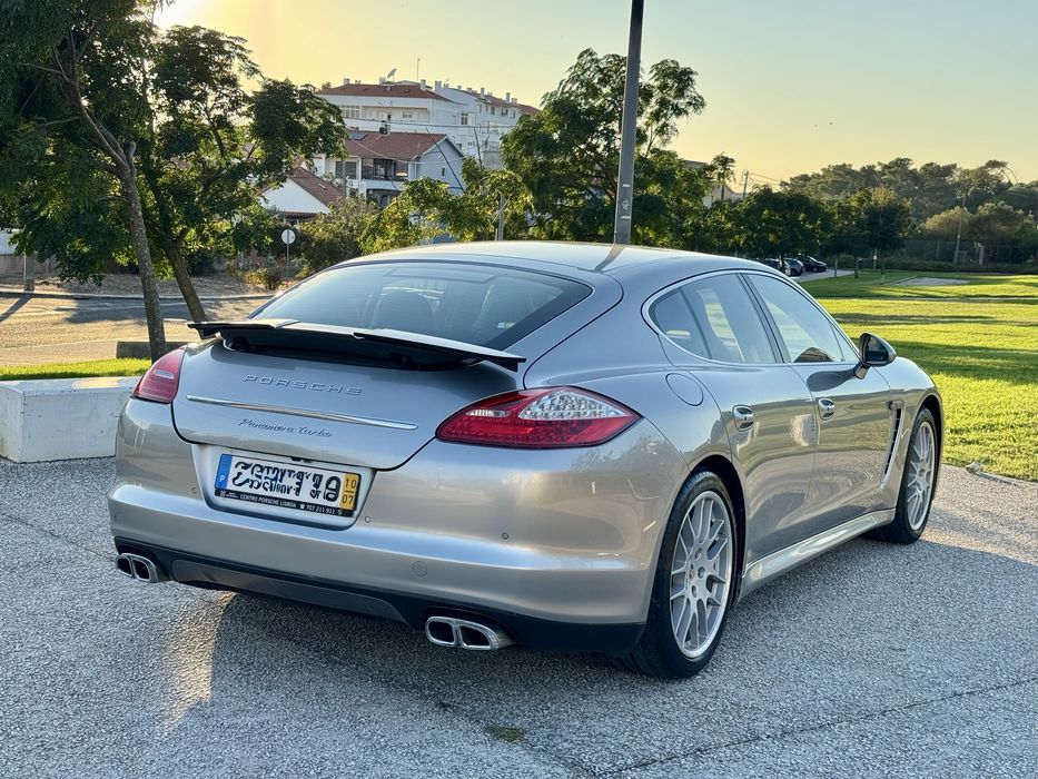 Porsche Panamera Turbo