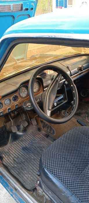 Автомобіль ВАЗ 2103