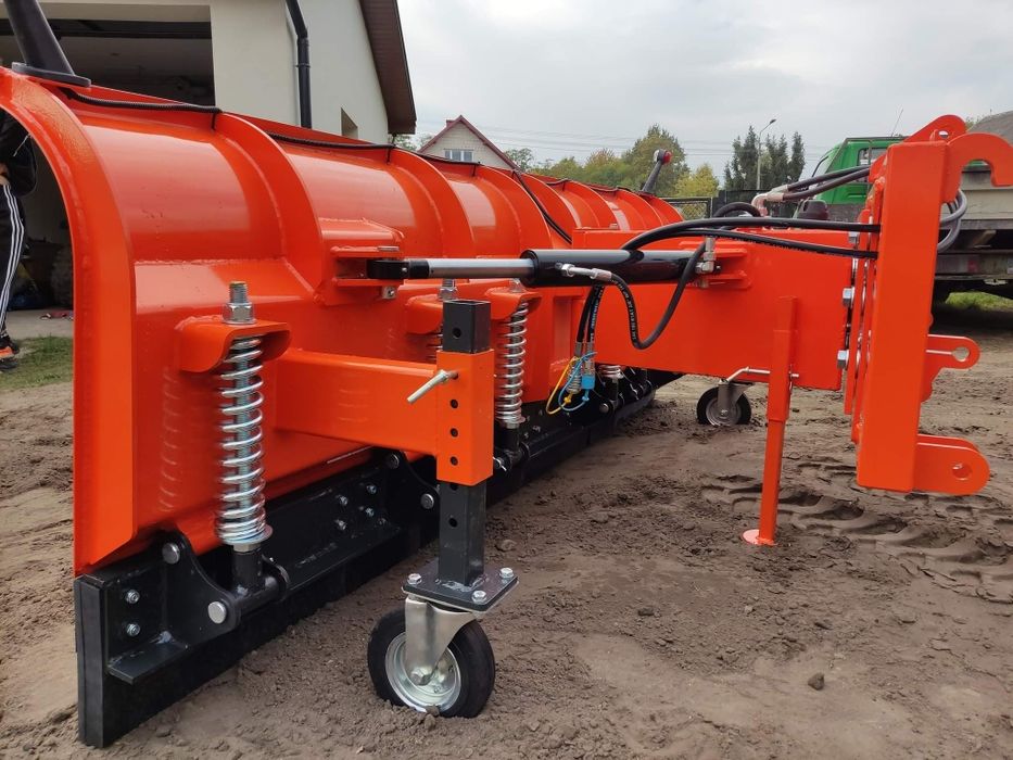 Mocny pług hydrauliczny prosty do śniegu amortyzacja Metal-Technik