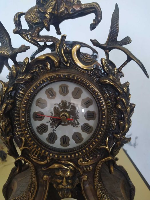 Relógio Antigo em estanho