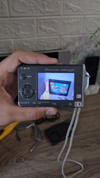 Цифровая Мыльница Sony Cyber-shot DSC-T7. (Мильниця) Цифровий фотоапарат. Повний комплект.