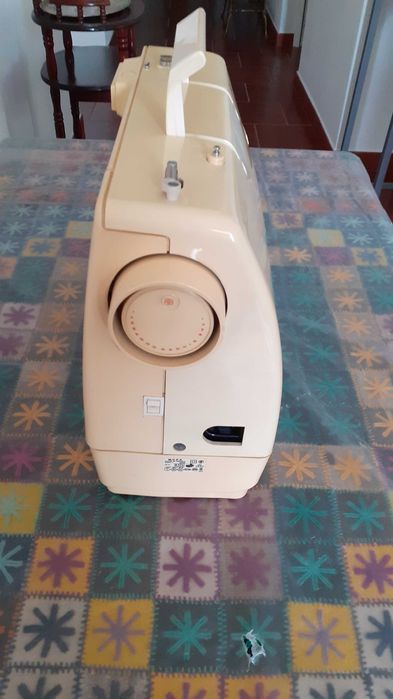 máquina de costura singer