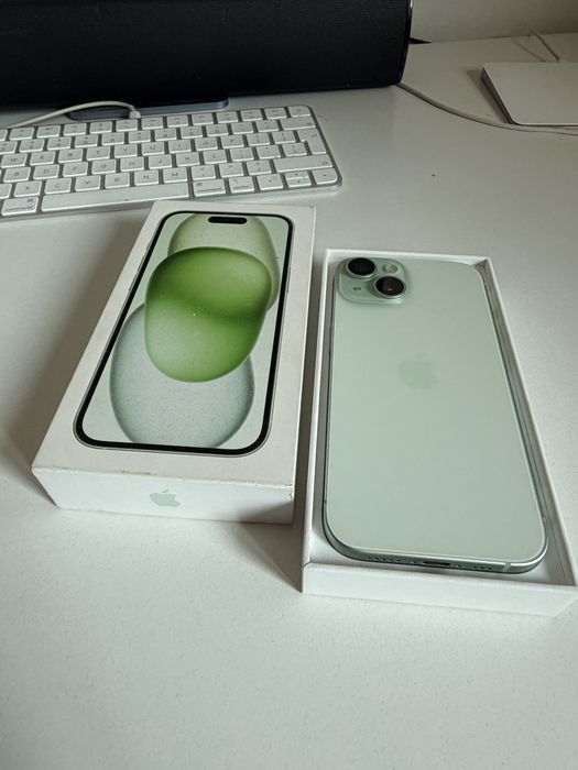 Bateria 100% iPhone 15 256gb Green