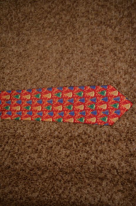 Разноцветные елочки Silk новогодней коллекции близким друзьям коллегам