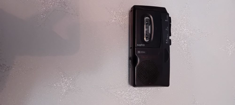 Magnetofon SANYO