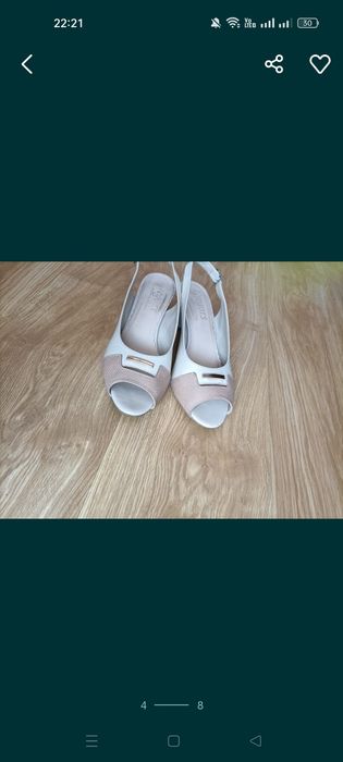 Beżowe buty na słupku 38